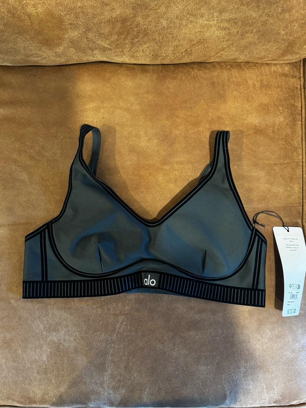 Alo Airlift Lift Up Sports Bra